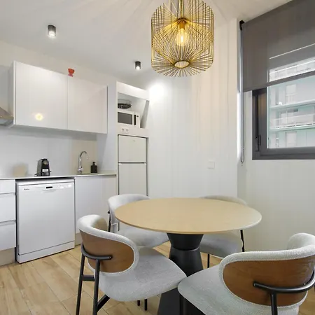 Arena 20 Apartment *